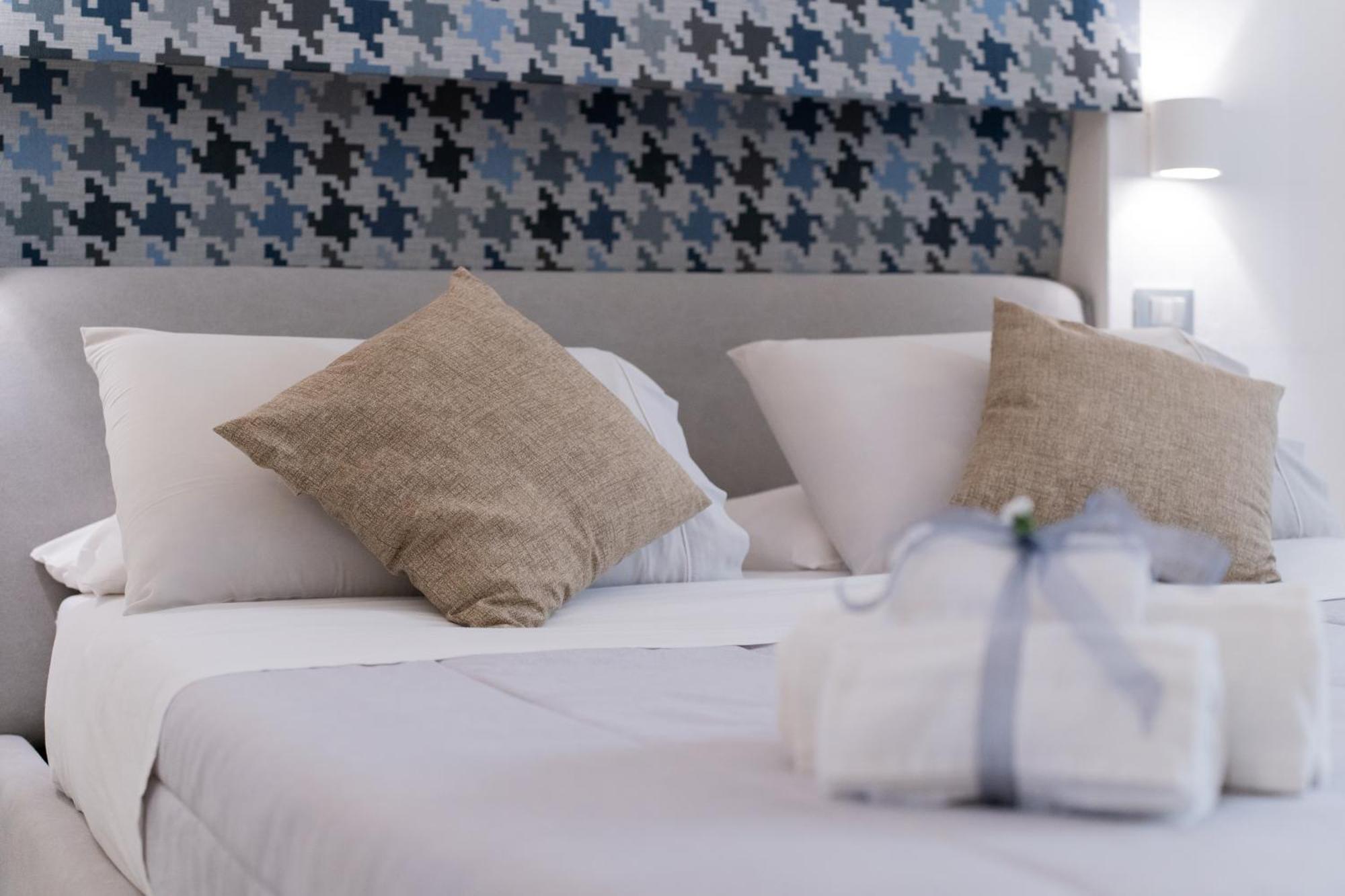 Dimora Barocca Luxury Suites 레체 외부 사진